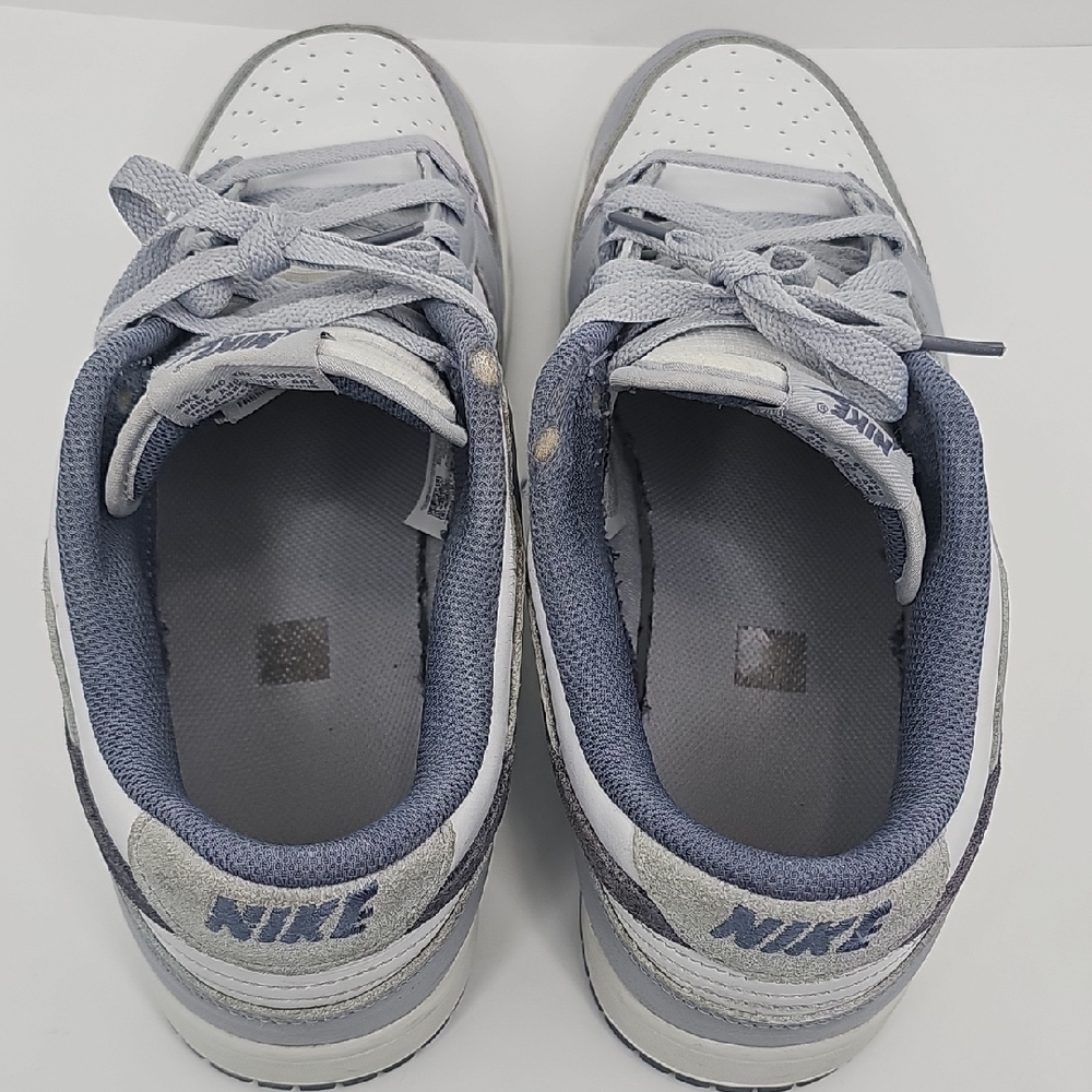 Men's Nike Dunk Low Retro, Size 11 - White / Light Carbon / Platinum Tint - Picture 9 of 14